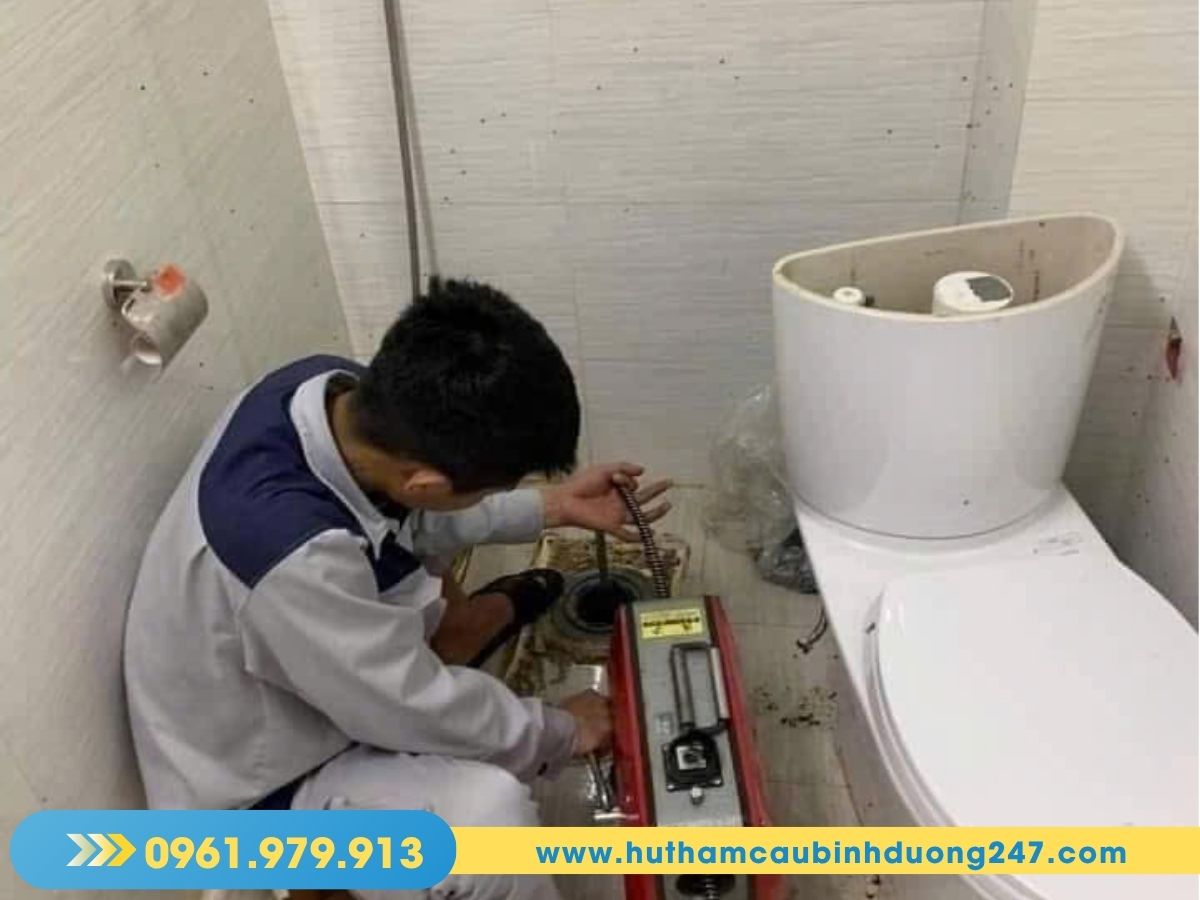 Xử lý bồn cầu trào ngược bình dương